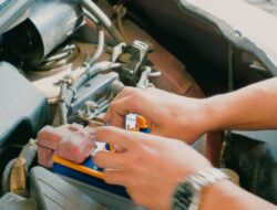 Ternyata ini nih Pentingnya Service Aki Motor Biar Gak Ngedrop di Jalan!